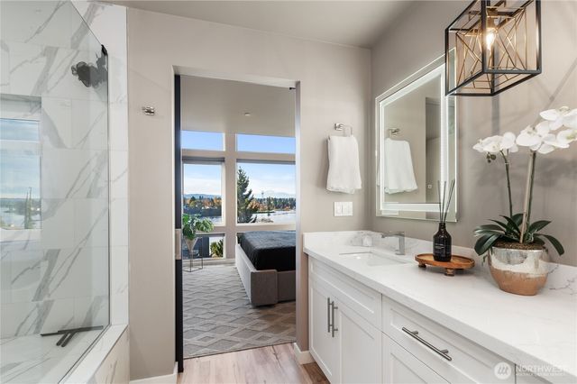 1157 Wheaton Way, Bremerton, WA 98310