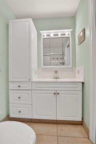 920 South Drive A, Delray Beach, FL 33445