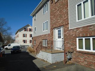 243 Robeson St 3, Fall River, MA 02720