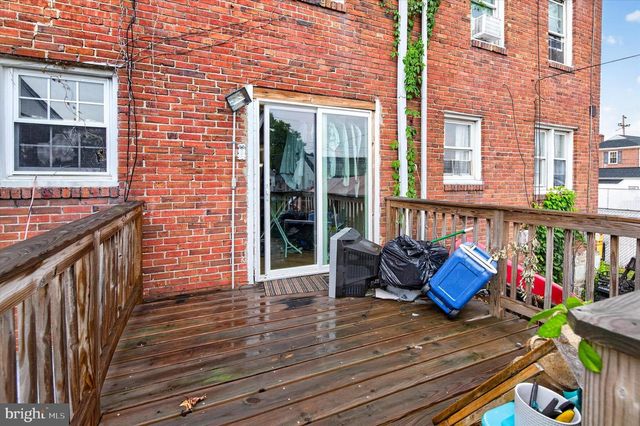 832 4TH AVE, Bristol, PA 19007