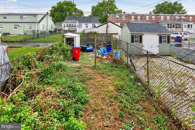 832 4TH AVE, Bristol, PA 19007
