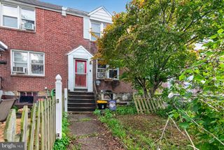 832 4TH AVE, Bristol, PA 19007