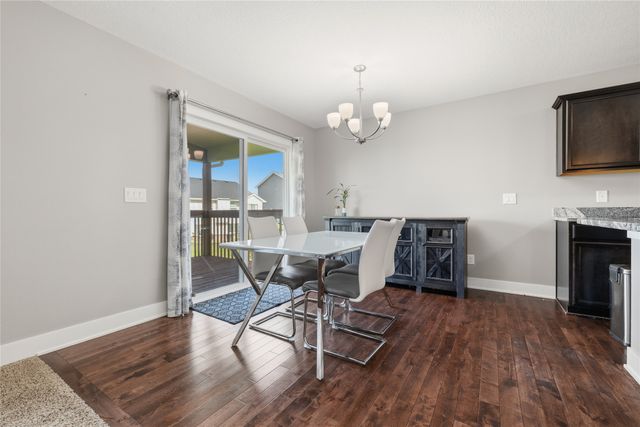 221 NE Avondale Court, Ankeny, IA 50021