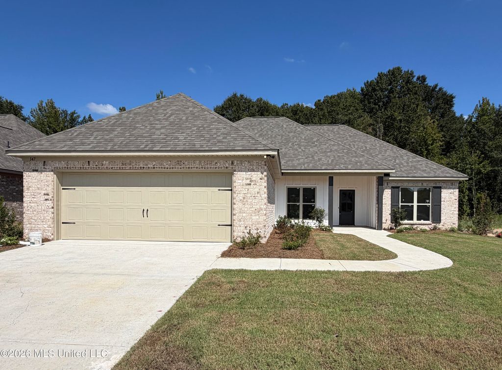 147 Stapleton Drive, Canton, MS 39046