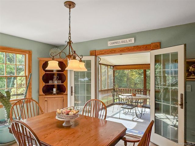 5 Elena Road, Campbell Hall, NY 10916