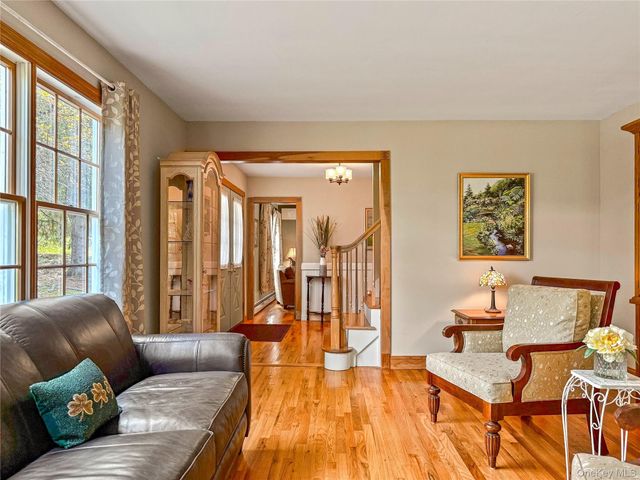 5 Elena Road, Campbell Hall, NY 10916