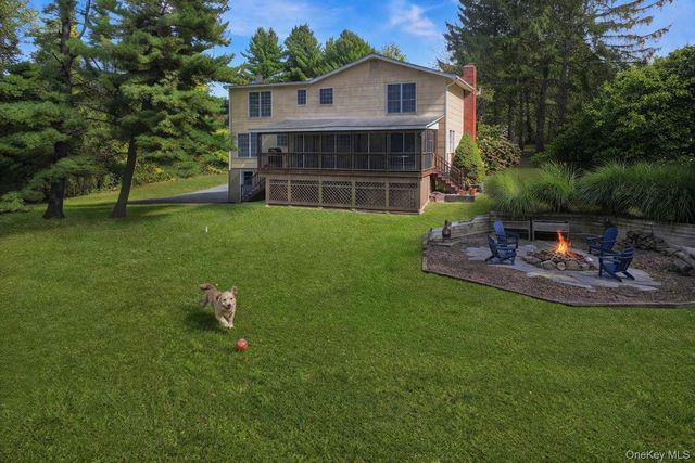 5 Elena Road, Campbell Hall, NY 10916