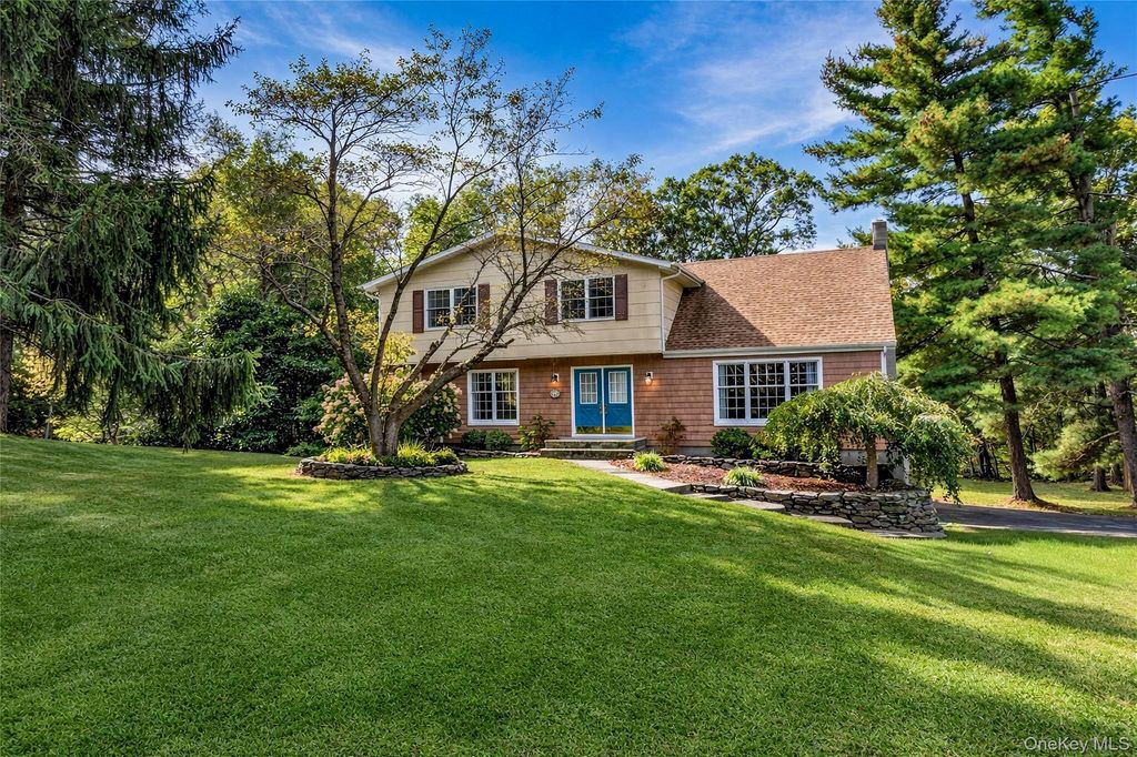 5 Elena Road, Campbell Hall, NY 10916