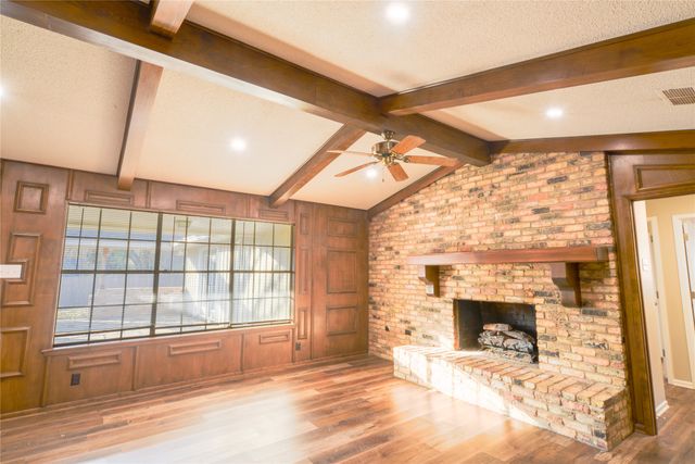 2500 Brookhaven Dr., Denison, TX 75020