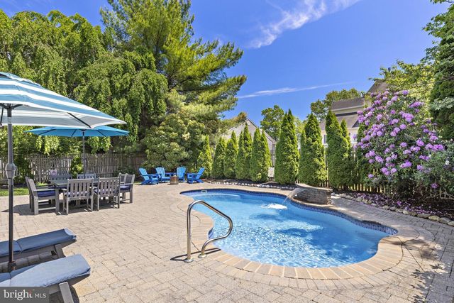 157 SQUALL ROAD, Manahawkin, NJ 08050