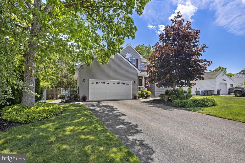 157 SQUALL ROAD, Manahawkin, NJ 08050