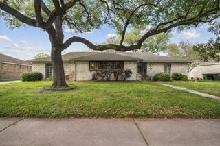 1019 Reseda Drive, Houston, TX 77062