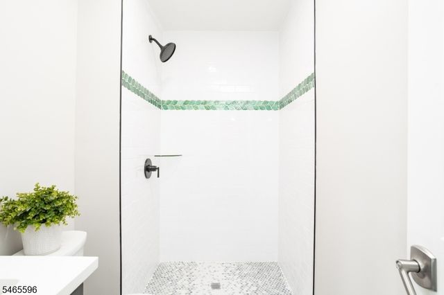 161 Beachwood Rd, Parsippany-troy Hills Twp., NJ 07054