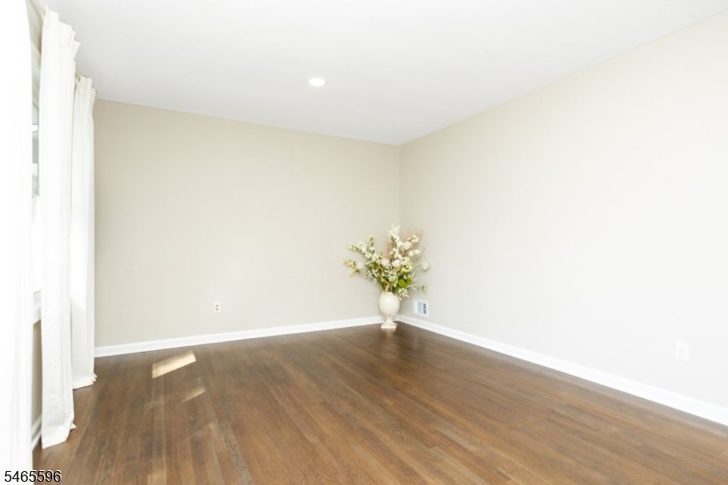 161 Beachwood Rd, Parsippany-troy Hills Twp., NJ 07054 — photo 4