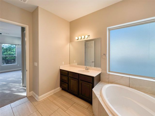 7112 Cut Plains TRL, Austin, TX 78726