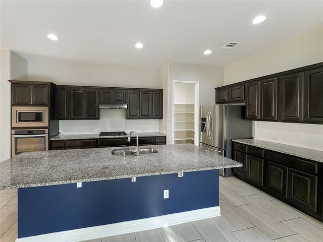 7112 Cut Plains TRL, Austin, TX 78726