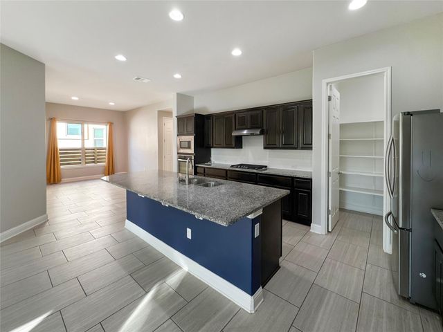 7112 Cut Plains TRL, Austin, TX 78726