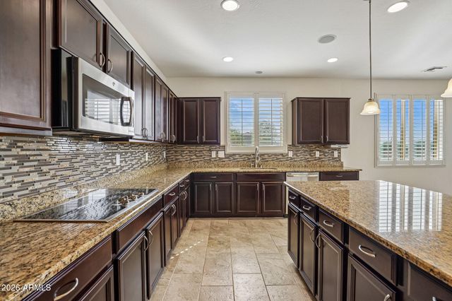 12817 W ROVEY Avenue, Litchfield Park, AZ 85340