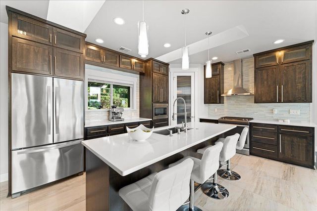 4461 Vista Pointe Drive, Medford, OR 97504