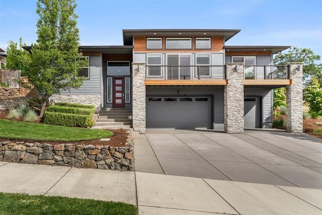 4461 Vista Pointe Drive, Medford, OR 97504