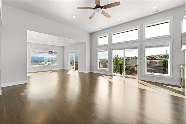 4461 Vista Pointe Drive, Medford, OR 97504