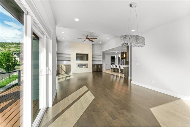 4461 Vista Pointe Drive, Medford, OR 97504