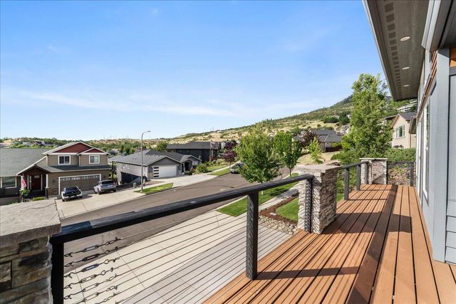 4461 Vista Pointe Drive, Medford, OR 97504