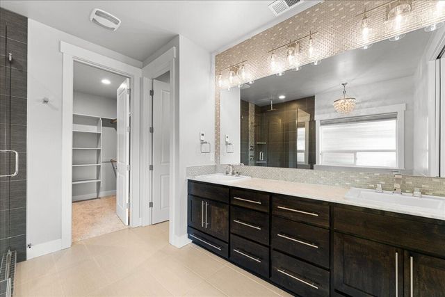 4461 Vista Pointe Drive, Medford, OR 97504