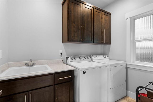 4461 Vista Pointe Drive, Medford, OR 97504