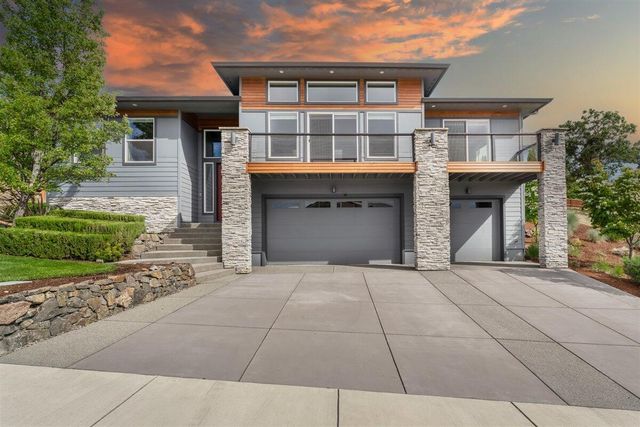 4461 Vista Pointe Drive, Medford, OR 97504