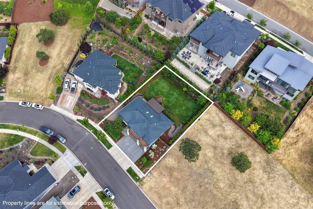 4461 Vista Pointe Drive, Medford, OR 97504