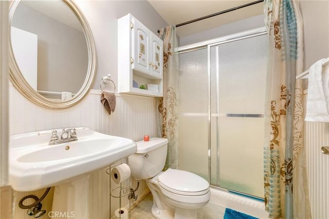 19368 Avenue Of The Oaks, Newhall, CA 91321