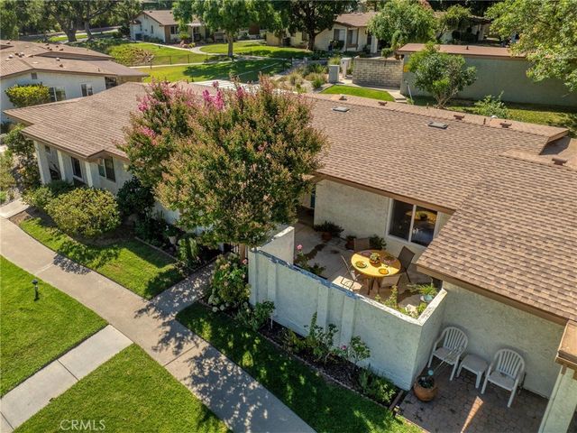 19368 Avenue Of The Oaks, Newhall, CA 91321