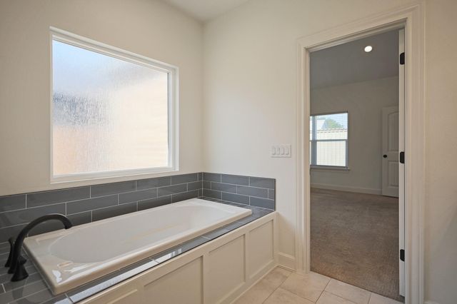 322 Cowboy Lane, Wolfforth, TX 79382