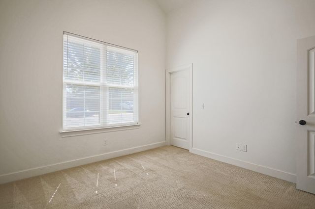 322 Cowboy Lane, Wolfforth, TX 79382