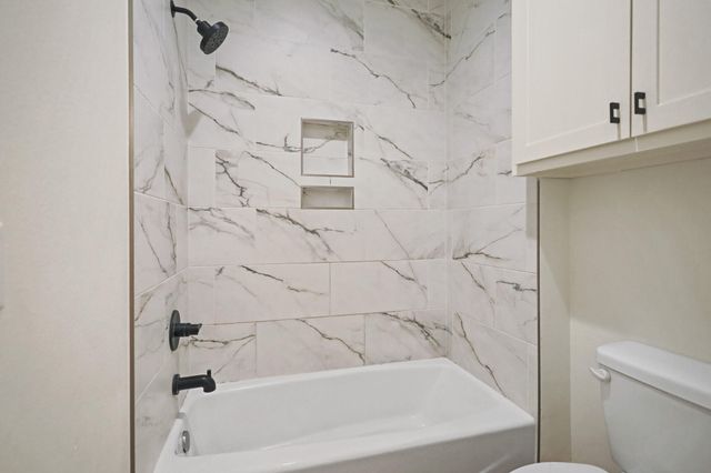 322 Cowboy Lane, Wolfforth, TX 79382