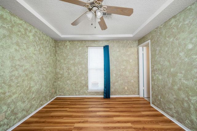 1624 Apian Way, Edmond, OK 73003