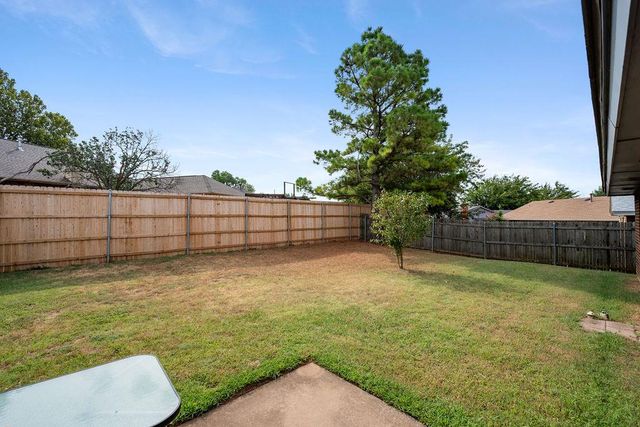 1624 Apian Way, Edmond, OK 73003