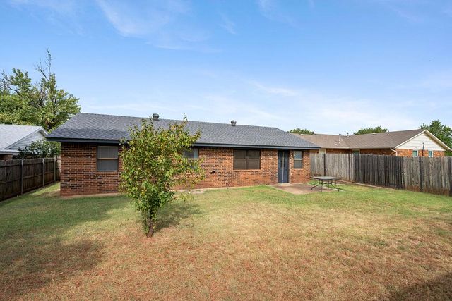 1624 Apian Way, Edmond, OK 73003