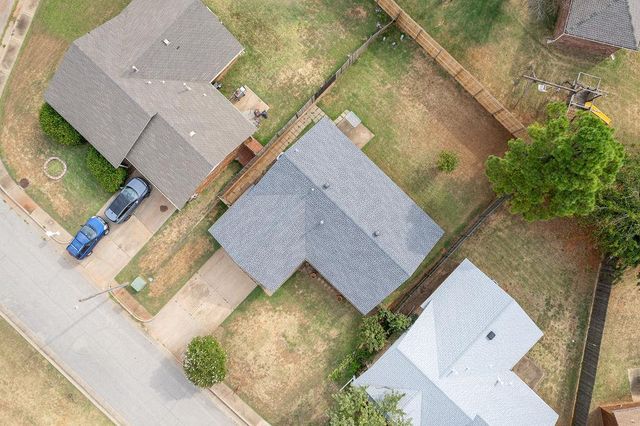 1624 Apian Way, Edmond, OK 73003