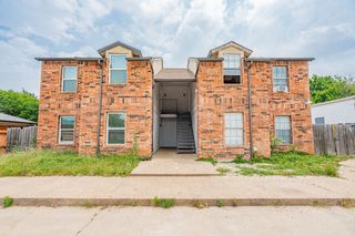 104 N Heights Drive, Crowley, TX 76036