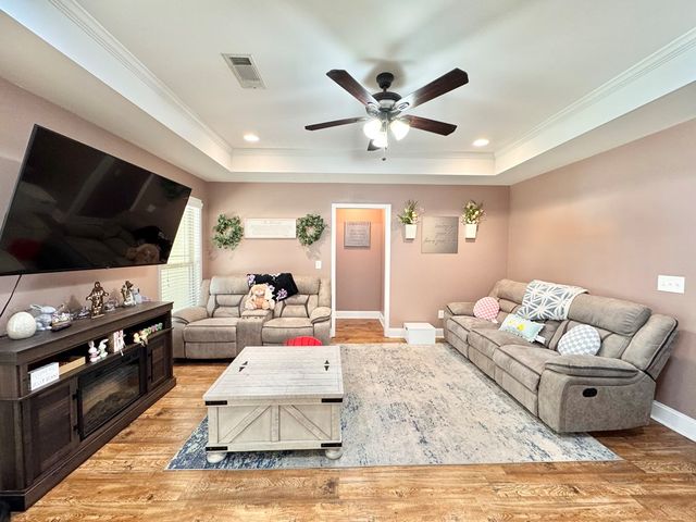 17 Wheatland Court, Fort Mitchell, AL 36856