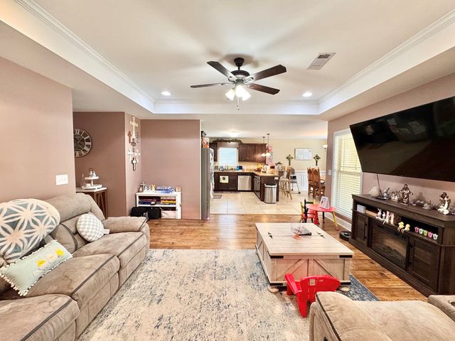 17 Wheatland Court, Fort Mitchell, AL 36856