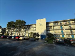 301 SW 135th Avenue 402C, Pembroke Pines, FL 33027