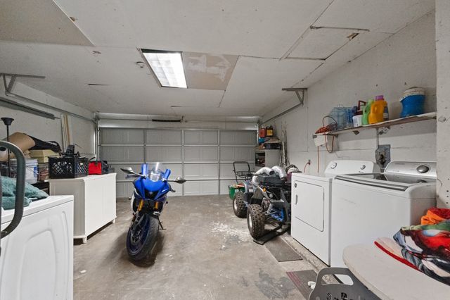 1825 Avenue B, Grand Prairie, TX 75051