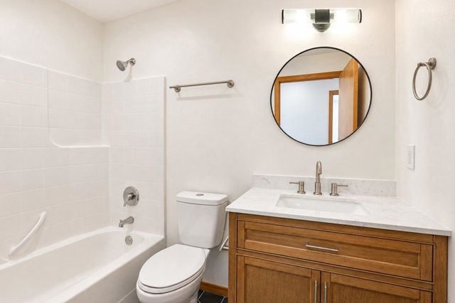 326 E Connie Ray Ave, Medical Lake, WA 99022