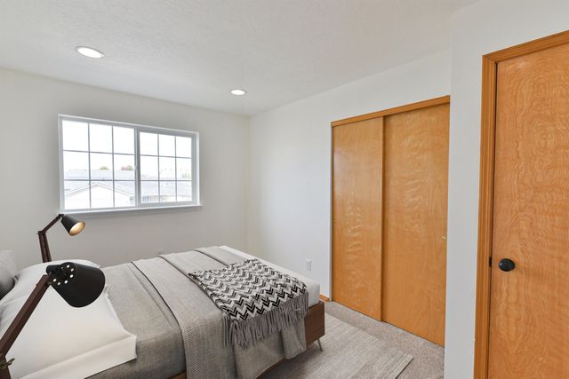 326 E Connie Ray Ave, Medical Lake, WA 99022