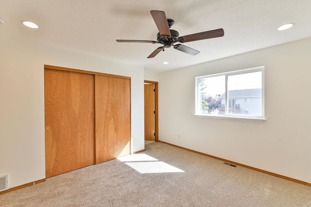 326 E Connie Ray Ave, Medical Lake, WA 99022