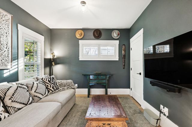 231 N Waverly Drive, Dallas, TX 75208