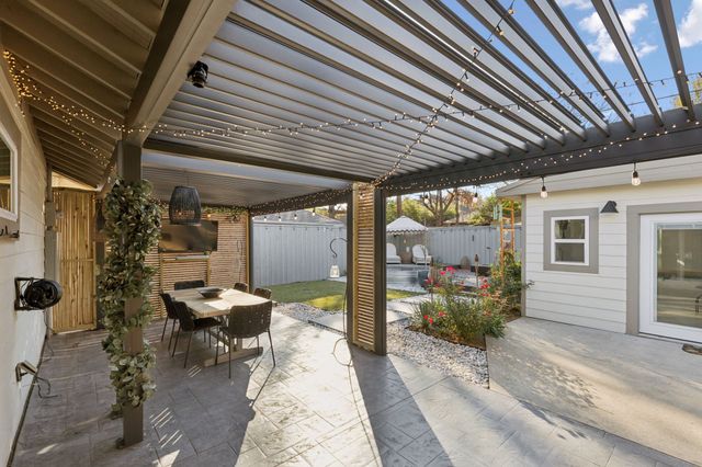 231 N Waverly Drive, Dallas, TX 75208